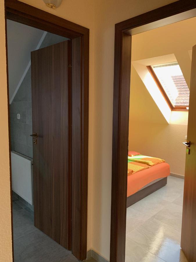شيوفوك Balaton Kinizsi Apartman المظهر الخارجي الصورة