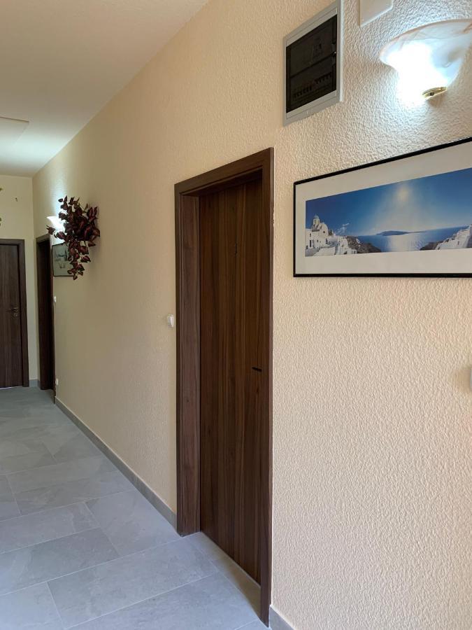 شيوفوك Balaton Kinizsi Apartman المظهر الخارجي الصورة