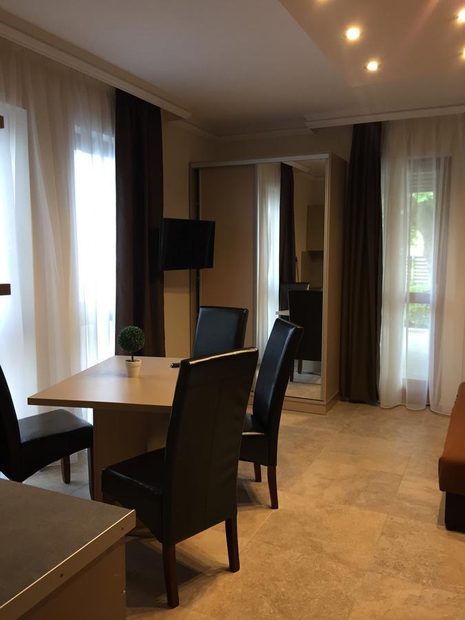 شيوفوك Balaton Kinizsi Apartman المظهر الخارجي الصورة