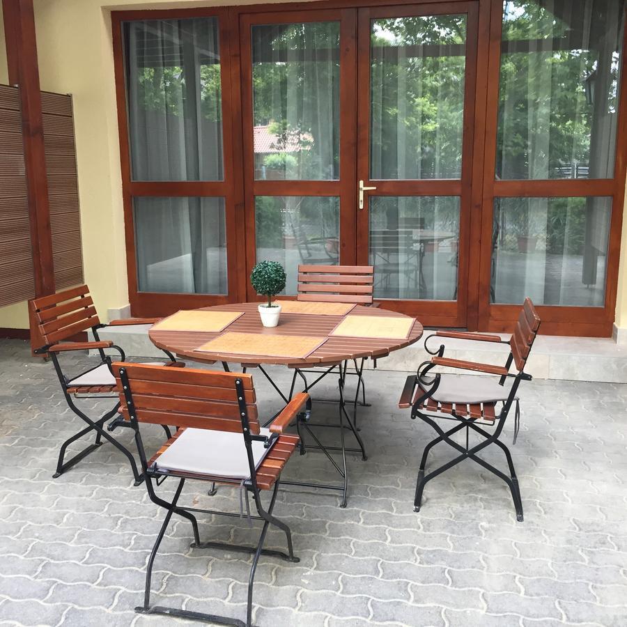 شيوفوك Balaton Kinizsi Apartman المظهر الخارجي الصورة